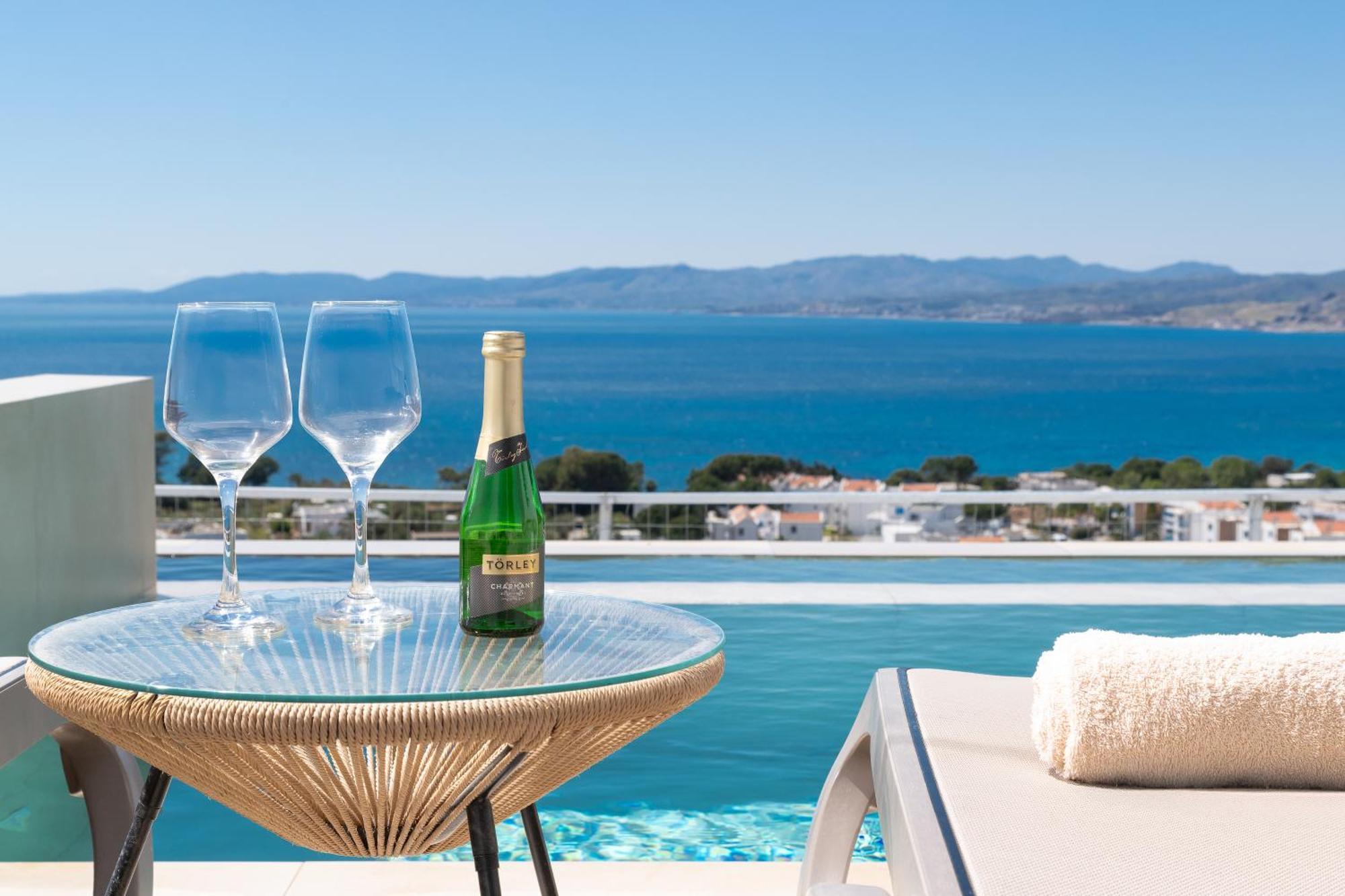 Lindos Nest Aparthotel Pefki Kültér fotó